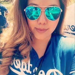 Meet your Posher, Joanna